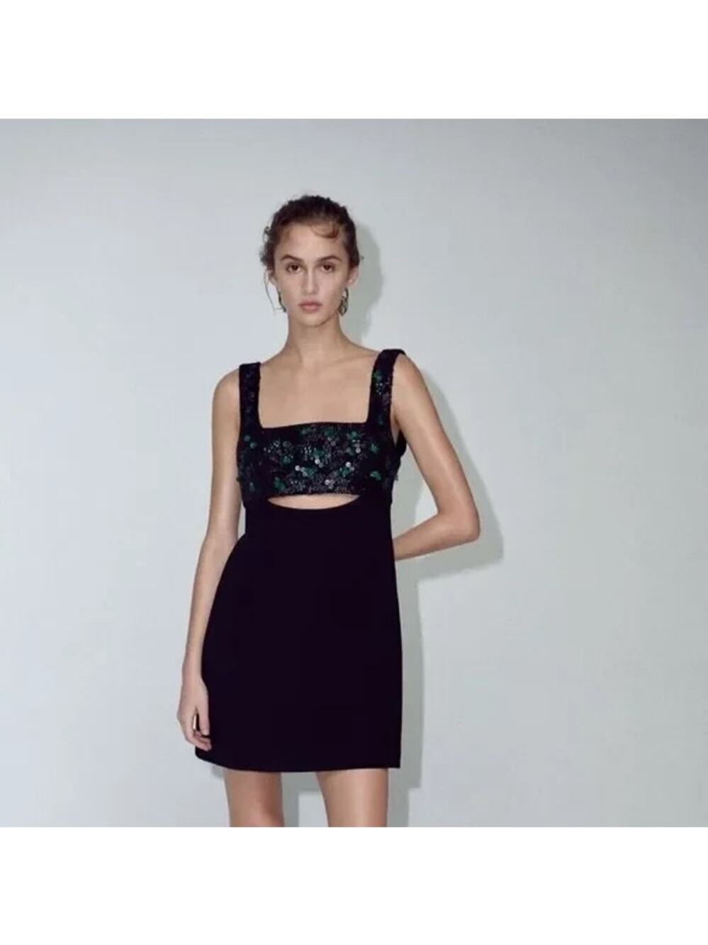 Zara Embroidered Yoke Mini Sequin Dress Womens Large Blk Green Limited Edition